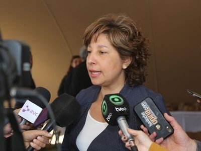 ¿Paros?: Arabela Carreras, en problemas con UNTER Y UPCN
