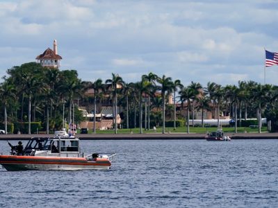 Trump acusa que el FBI registra su finca Mar-a-Lago en Florida