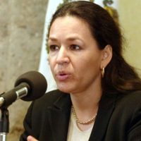 Lidia Camacho, titular del INBA, renuncia a candidatura del PRI