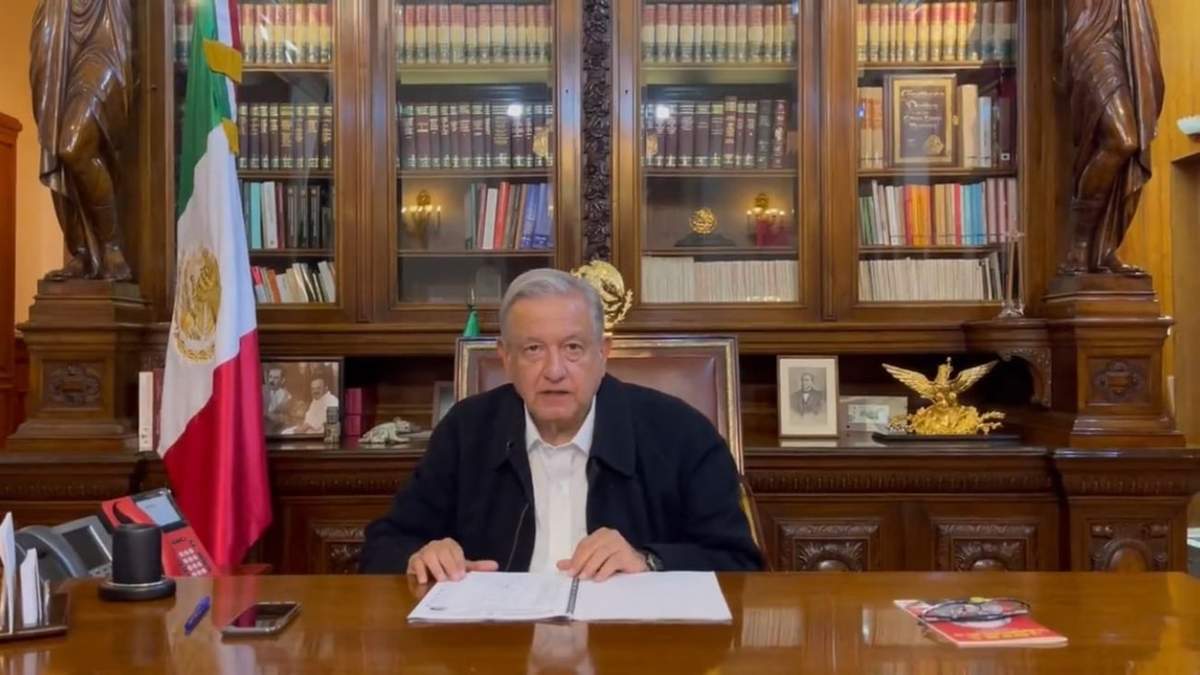 El presidente López Obrador dirigió un mensaje la noche de este martes