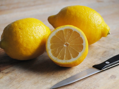 Conocé el truco infalible para guardar los limones en la heladera y que duren más tiempo frescos