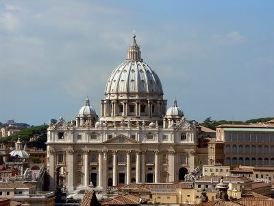 El Vaticano reabrió la Basílica de San Pedro