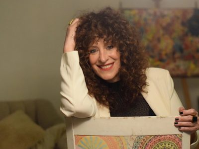 Dos gotas de agua: así es Laura, la misteriosa hija de Julia Zenko que heredó su amor por el arte