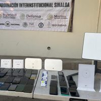 Aseguran dos dispositivos de internet satelital desarrollados por Elon Musk en penal de Culiacán