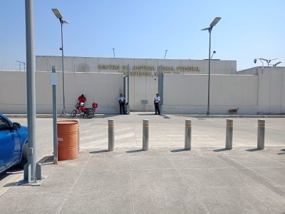 Juez absuelve al único detenido por el asesinato del defensor Samir Flores