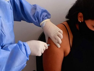 A primera hora de la jornada comenzó la vacunación contra el coronavirus en Zapala