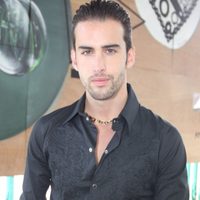 La sorprendente propuesta de matrimonio del actor Roberto Carlo: varios artistas colaboraron