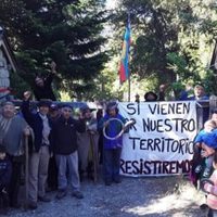 “La tierra no se vende, se defiende”: fuerte reclamo mapuche para frenar el desalojo judicial