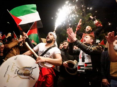 Celebraciones en Gaza: entra en vigor un alto el fuego entre Israel y Hamas