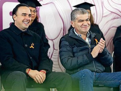 Riquelme "placea" a su gallo