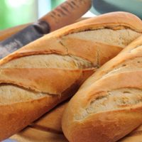 Pan baguette: preparalo en casa con pocos ingredientes y disfrutalo recién horneado y crujiente