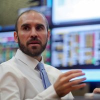 Incertidumbre: Guzmán extendería el plazo de renegociación de la deuda
