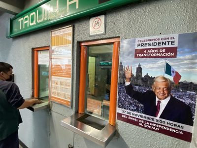 Kenia López acusa a Morena de tapizar el Metro con propaganda de la marcha