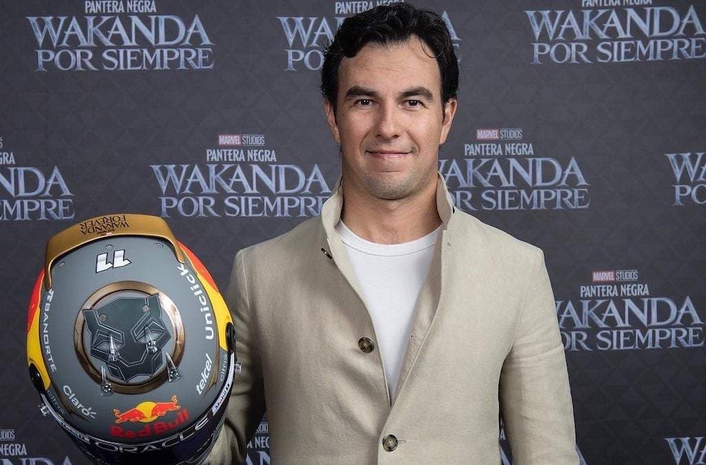 Sergio Pérez y el casco inspirado en la película de Marvel