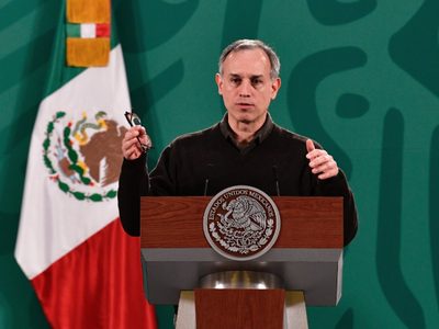 López-Gatell se compromete a "dar un vuelco" donde sea necesario tras diagnóstico de investigadores