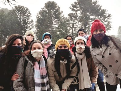 Villa Pehuenia: mujeres conformaron cooperativa de trabajo textil