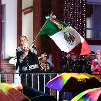 Vivan las mujeres y los hombres de la transformación: Américo