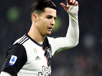 El gesto de Cristiano Ronaldo tras hablar con Sarri que generó polémica en Italia