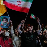 Irán cierra de nuevo el estrecho de Ormuz por los ataques de Israel en Líbano; EU exige reapertura