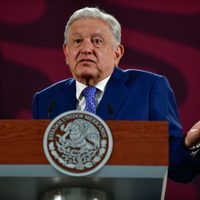 AMLO dice desconocer sobre propiedades millonarias de Javier Corral; acusación es fabricada, insiste