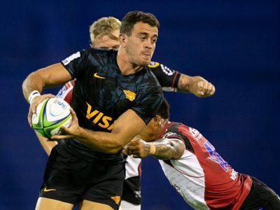 Jaguares enfrenta a Reds con una baja sensible