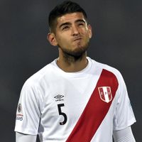 ¿Por qué se demora la firma de Carlos Zambrano en Boca?
