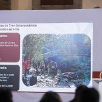 "Su objetivo es denostar": Sheinbaum responde a críticas por descarrilamiento del Tren Interoceánico