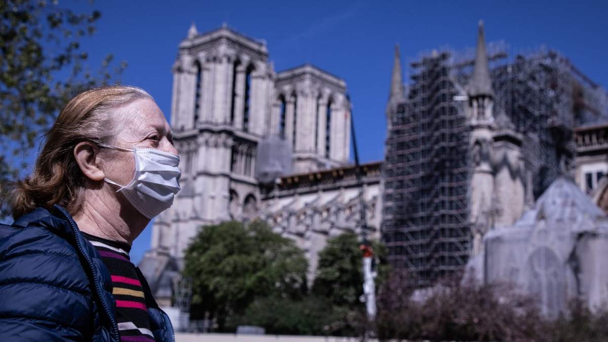 A partir de mañana será obligatorio usar tapabocas en algunas zonas de París. Fuente: (Twitter)