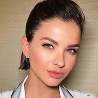 "Molestando" La China Suárez causó sensación con un inesperado post... ¿de Pampita?