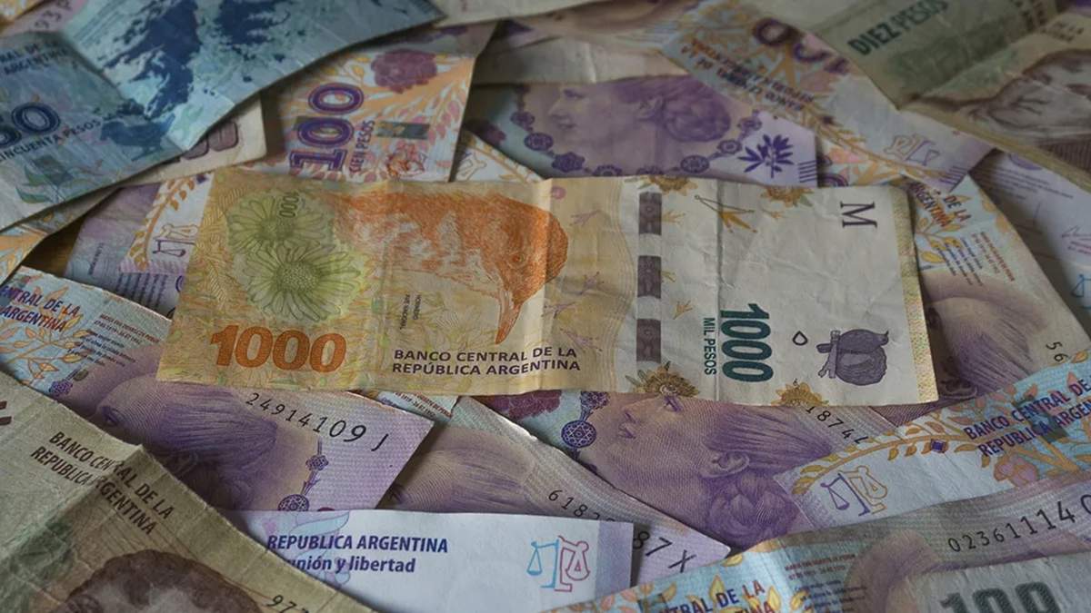 Billetes. Fuente: (X)