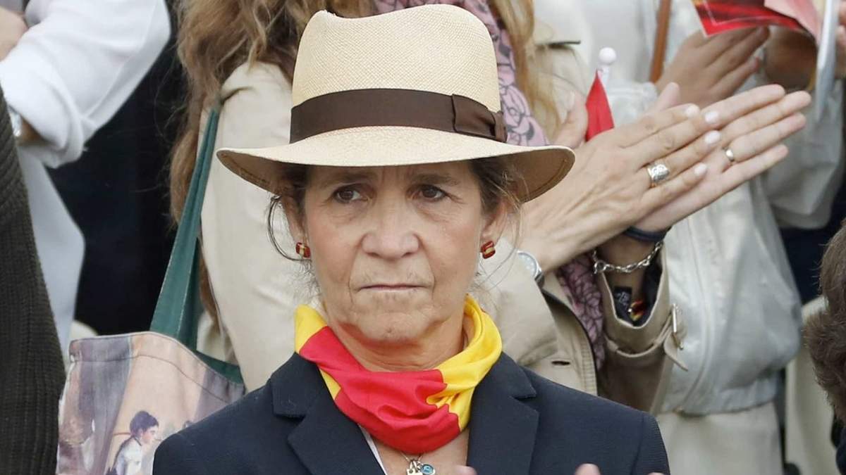 La Infanta Elena tomó una difícil decisión: alejarse de su hermana. Fuente: (Instagram)