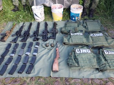 La Sedena decomisa arsenal del CJNG en Jalisco