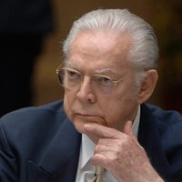 Muere Gonzalo Martínez Corbalá, embajador en Chile durante el golpe de Estado