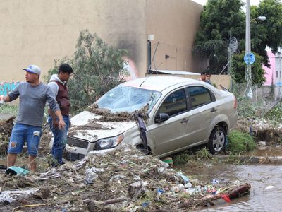 Ecatepec: devastación y parálisis un día después de la tormenta