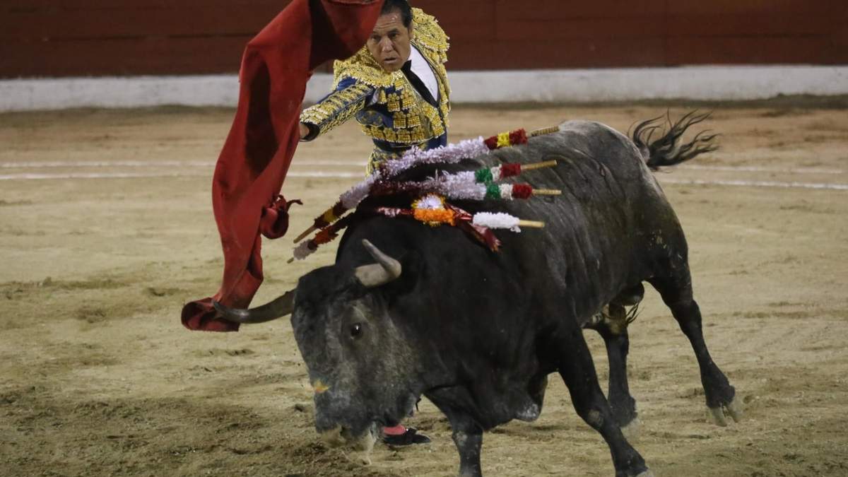 Corrida en la Plaza de Toros de la Ciudad de México