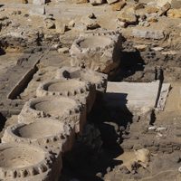 Creen haber descubierto en Egipto uno de los cuatro “templos del Sol” perdidos