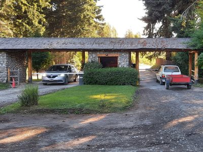 El Club Cumelén solicita un canje para quedarse con calles públicas de Villa La Angostura