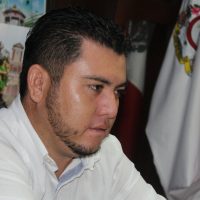 Por golpear a su esposa, el alcalde de Armería es denunciado penalmente