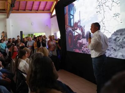 Figueroa reunió a cientos de militantes de Comunidad y marcó el camino electoral