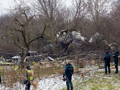 Un avión se estrelló en plena zona residencial en Lituania