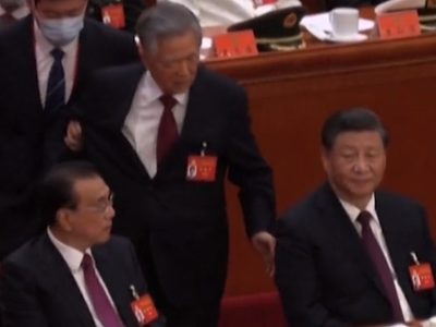 Expulsan al expresidente Hu Jintao del Congreso del Partido Comunista de China