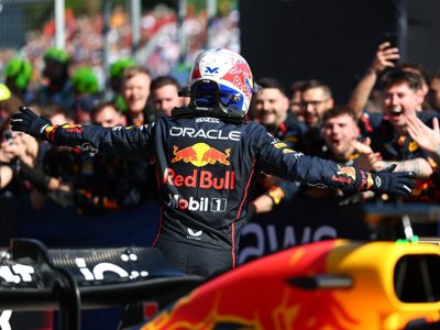 El piloto de Red Bull, Max Verstappen, gana el Gran Premio de Emilia-Romaña de F1