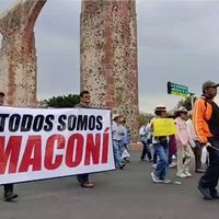 Habitantes de Maconí caminan 180 kilómetros para que los escuche el gobernador de Querétaro