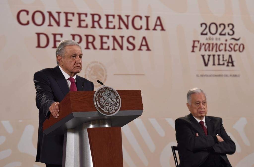 El presidente en su conferencia matutina del 15 de febrero de 2023