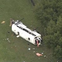 Volcadura de autobús con migrantes mexicanos en Florida deja 8 muertos; canciller lamenta la pérdida