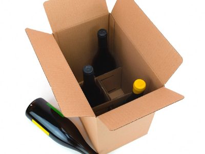 No tires la caja de vinos vacía: creá este hermoso organizador de libros y cuadernos que es muy útil en casa