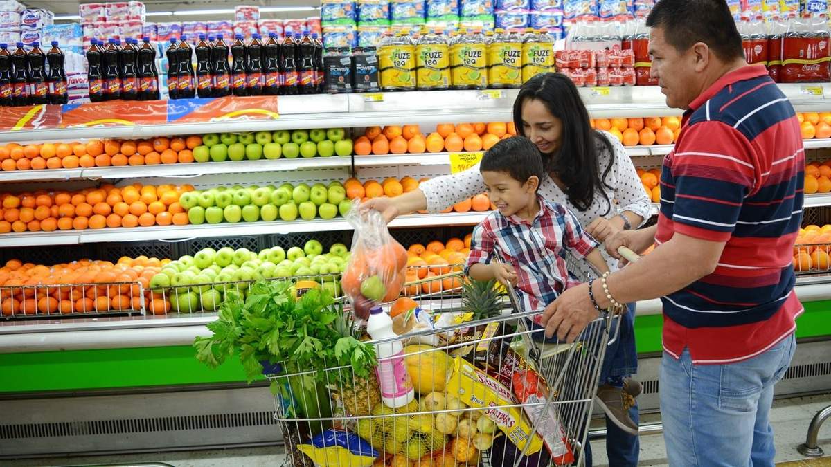 El proyecto pretende regular los precios de 30 productos. Fuente: (Twitter)