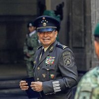 El general Sandoval y su hijo, al mando. La red militar que controla la inteligencia del Estado