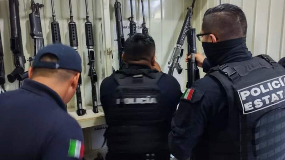 La Policía Estatal de Veracruz encontró todavía amarrado al empresario una hora después del doble asesinato