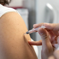 Vacunación contra la gripe H3N2: cuándo empieza la campaña y quiénes deben recibir la dosis
